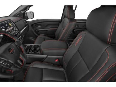 Used 2021 Nissan Titan PRO-4X w/ Pro-4x Convenience Package image 12