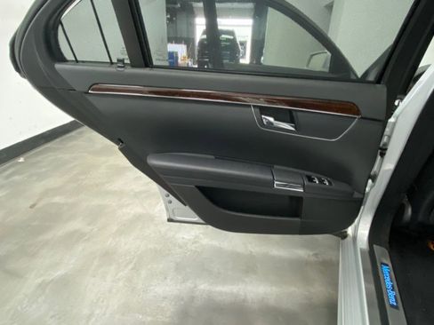 Used 2013 Mercedes-Benz S 550 4MATIC w/ Sport Pkg image 47