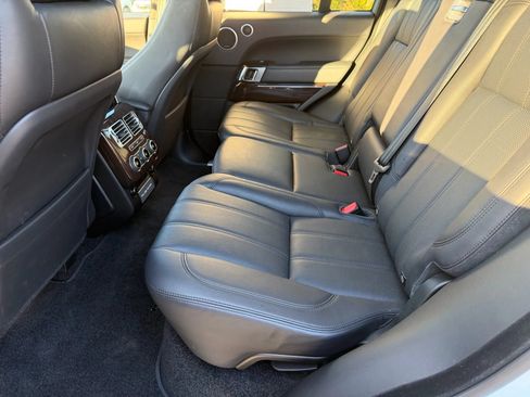 Used 2017 Land Rover Range Rover HSE AWD/4WD image 27