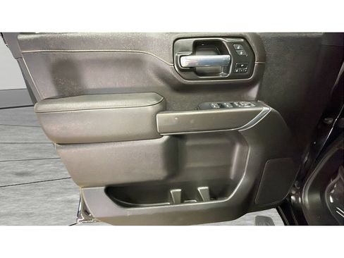 Used 2023 GMC Sierra 2500 AT4 w/ Driver Alert Package I AWD/4WD image 10
