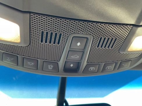 Used 2017 Lincoln MKX Reserve image 9