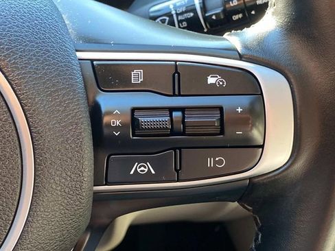 Used 2023 Kia Sportage EX FWD image 19