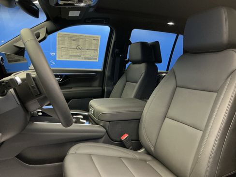 New 2026 Chevrolet Tahoe Z71 w/ Z71 Off-Road Package AWD/4WD image 13