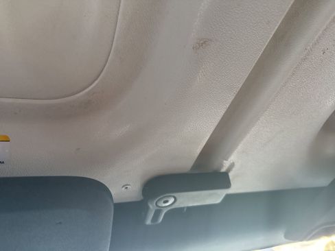 Used 2015 Jeep Wrangler Unlimited Sahara w/ Connectivity Group image 17