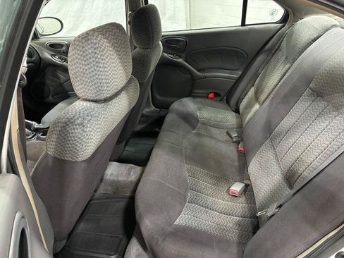 Used 2004 Pontiac Grand Am SE FWD image 15