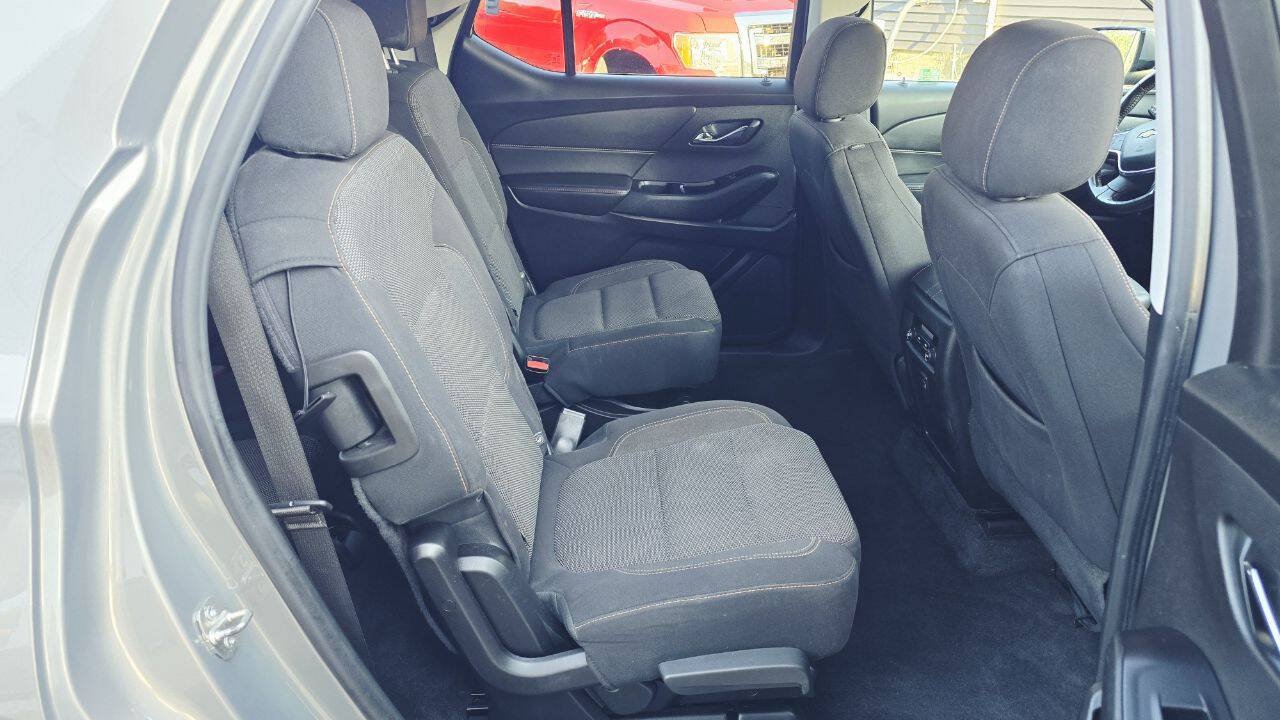 Used 2019 Chevrolet Traverse LT AWD/4WD image 15