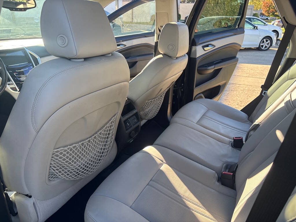 Used 2014 Cadillac SRX Luxury w/ Driver Awareness Package FWD image 11