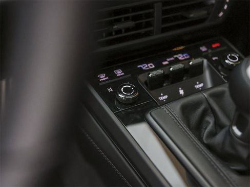 Certified 2026 Porsche 911 GT3 image 32