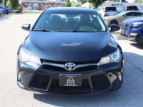 Used 2016 Toyota Camry SE FWD image 4