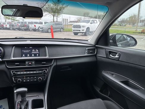Used 2018 Kia Optima LX FWD image 51