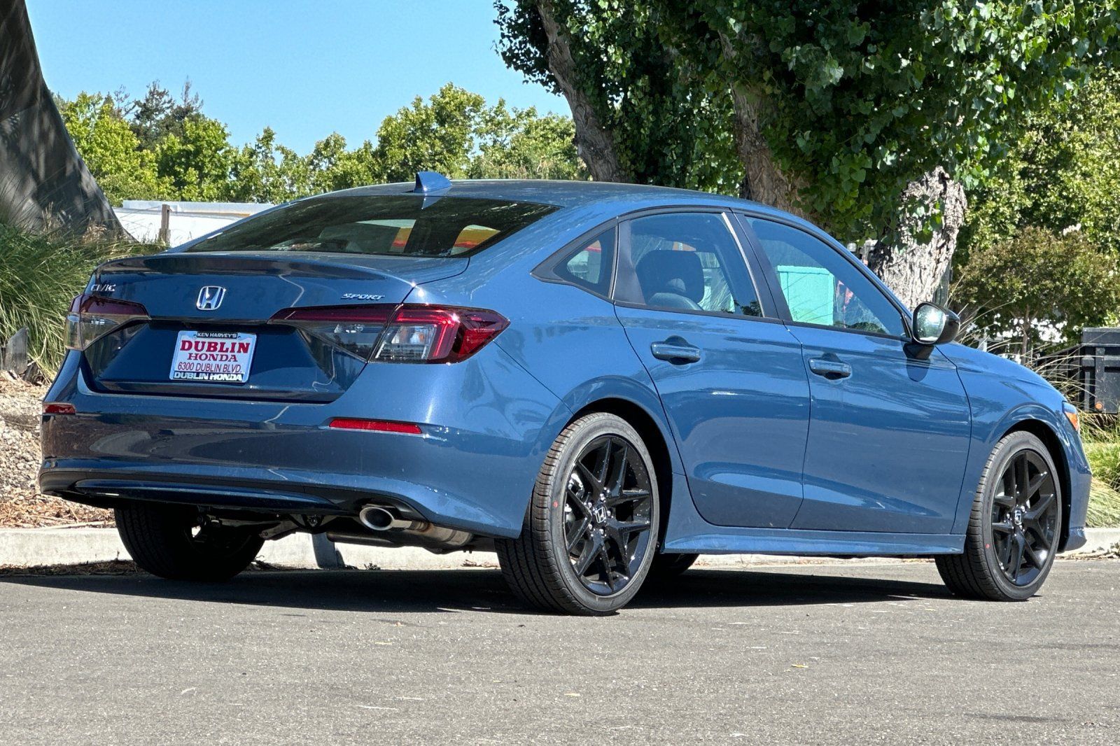 New 2025 Honda Civic Sport image 4