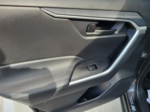 Certified 2025 Toyota RAV4 LE FWD image 12