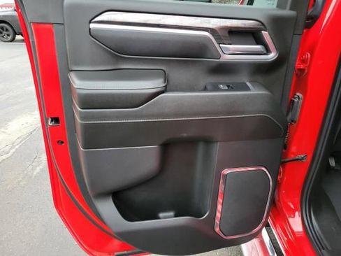 Used 2024 Chevrolet Silverado 2500 LTZ w/ LTZ Plus Package image 18