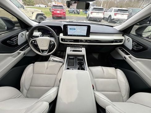 Used 2025 Lincoln Aviator Reserve w/ Equipment Group 201A image 21