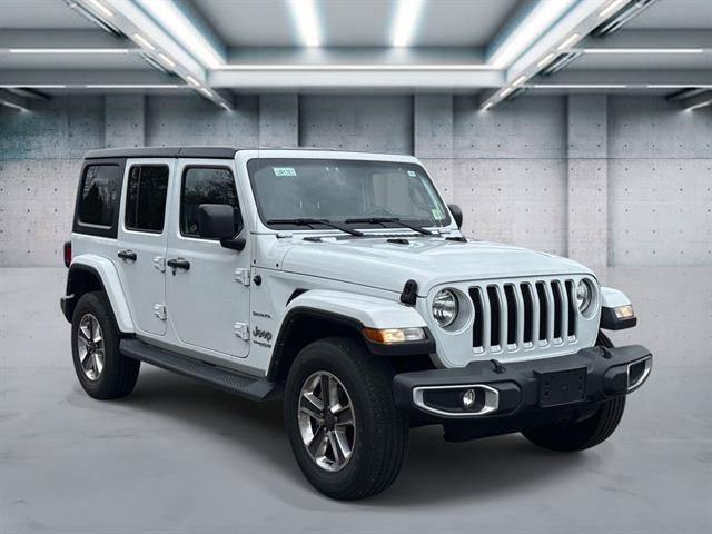 Used 2022 Jeep Wrangler Unlimited Sahara AWD/4WD image 3