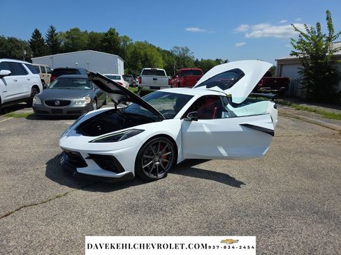 Used 2020 Chevrolet Corvette Stingray Premium Cpe w/ 3LT Preferred Equipment Group RWD image 26