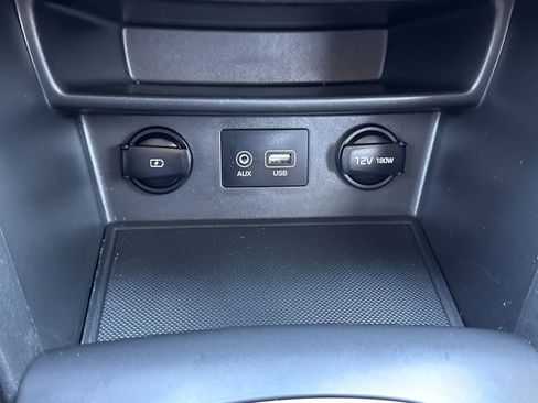 Used 2021 Hyundai Kona SE image 22