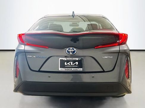 Used 2021 Toyota Prius Prime Limited FWD image 6