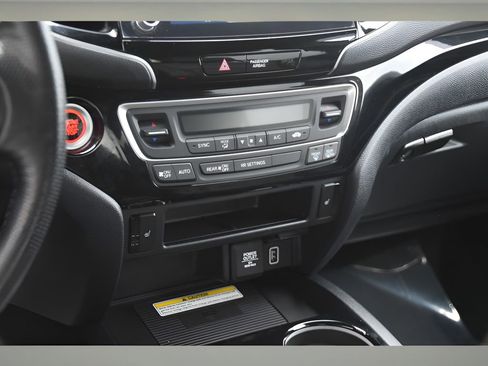 Used 2022 Honda Ridgeline Black Edition image 37