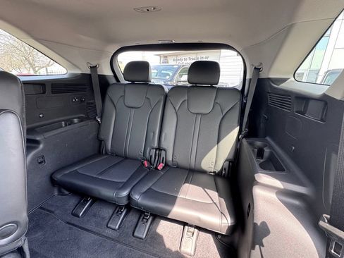 Used 2023 Kia Sorento SX AWD/4WD image 17