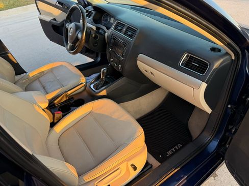 Used 2014 Volkswagen Jetta SE image 23