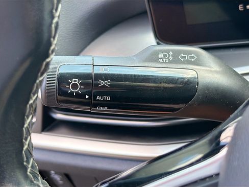 Used 2024 Kia Sorento S w/ Panoramic Sunroof Package FWD image 19