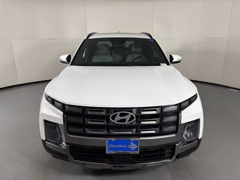Used 2025 Hyundai Santa Cruz Limited AWD/4WD image 4