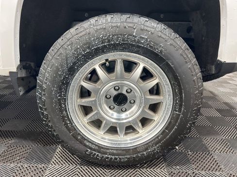 Used 2021 GMC Canyon Denali image 31