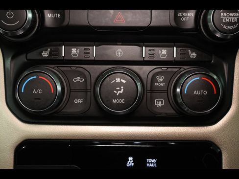 Used 2021 RAM 1500 Laramie AWD/4WD image 23