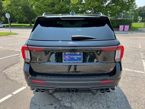 Used 2026 Ford Explorer ST w/ Sun And Sound Package AWD/4WD image 9