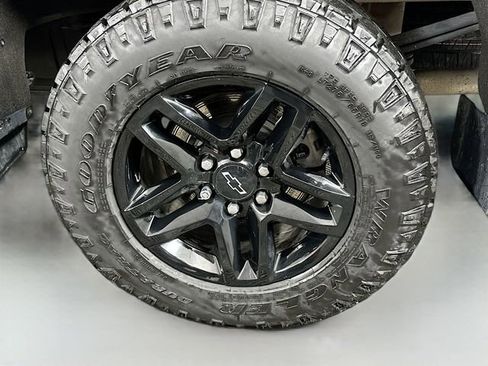 Used 2023 Chevrolet Silverado 1500 LT Trail Boss w/ Protection Package AWD/4WD image 30