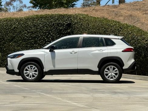 Used 2023 Toyota Corolla Cross L FWD image 7