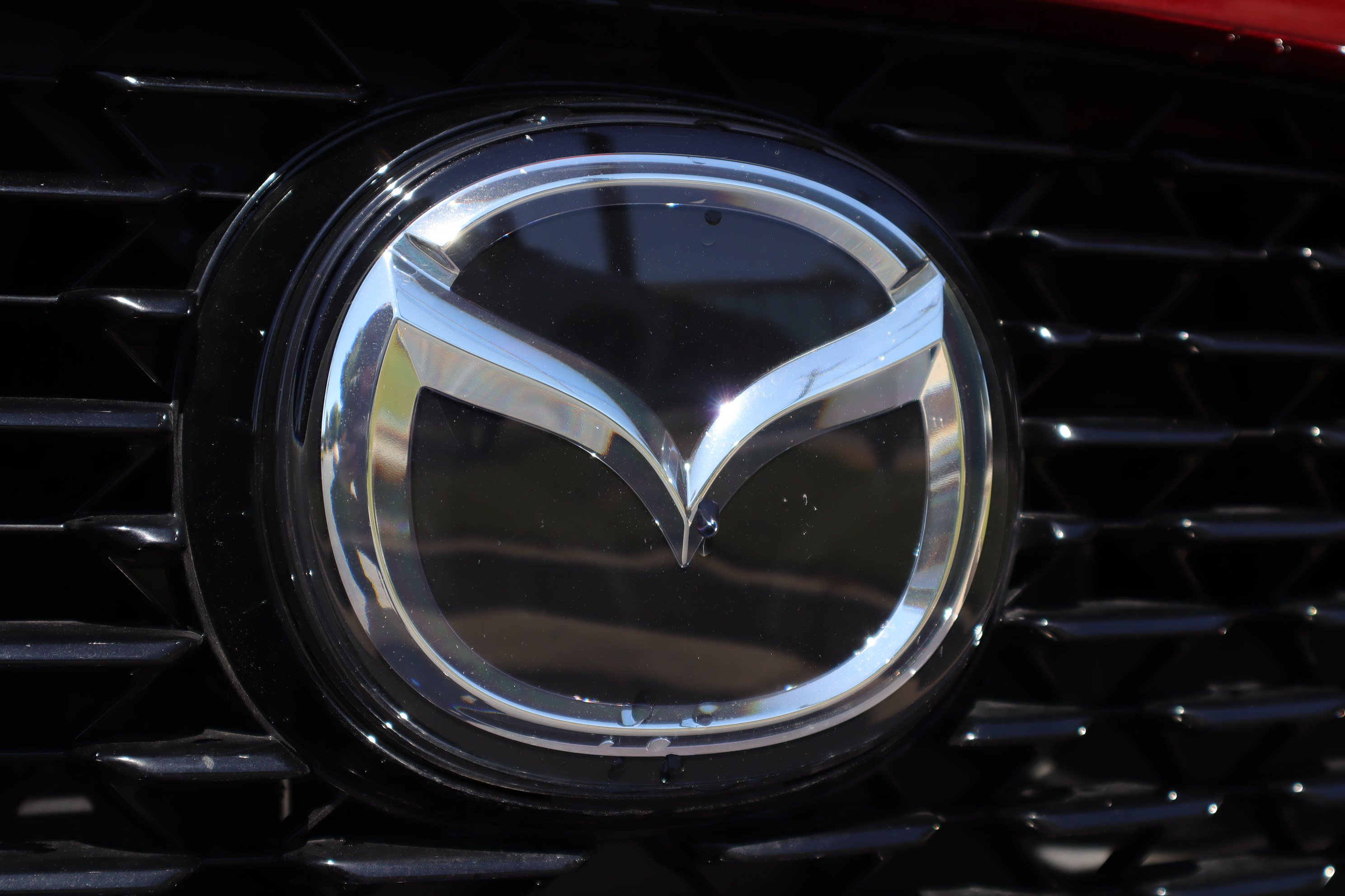 Certified 2025 MAZDA MAZDA3 s FWD image 34