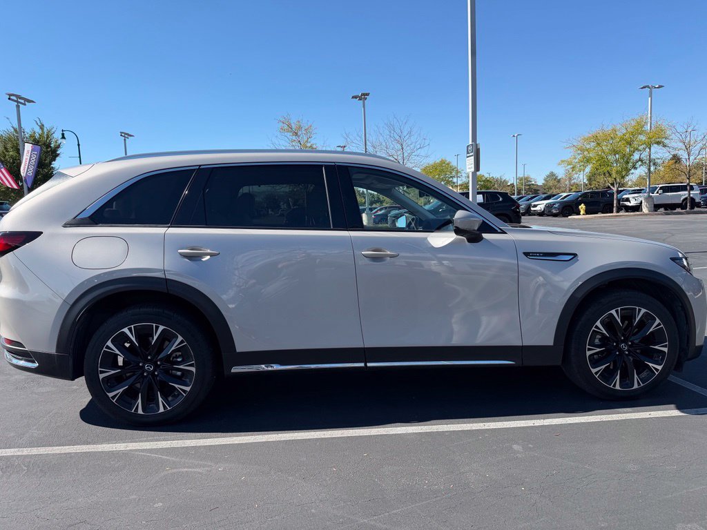 Used 2024 MAZDA CX-90 Plug-In Hybrid w/ Premium Plus AWD/4WD image 13