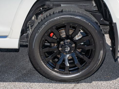 Used 2022 Toyota 4Runner Limited image 39