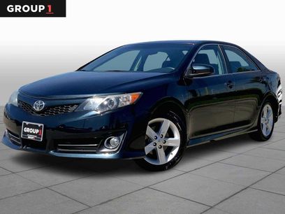 Used 2014 Toyota Camry SE