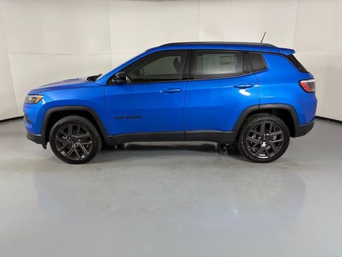 New 2026 Jeep Compass Latitude AWD/4WD image 4