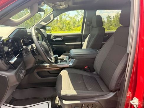 Used 2025 Chevrolet Silverado 1500 RST AWD/4WD image 6