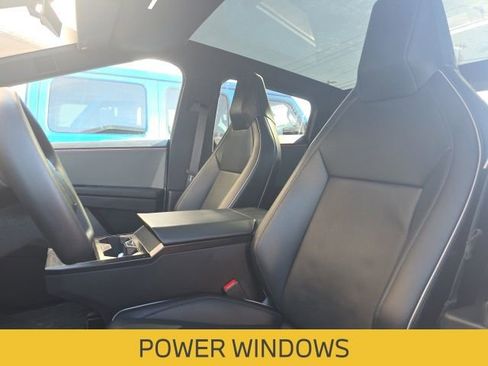 Used 2024 Tesla Cybertruck AWD Crew Cab image 12