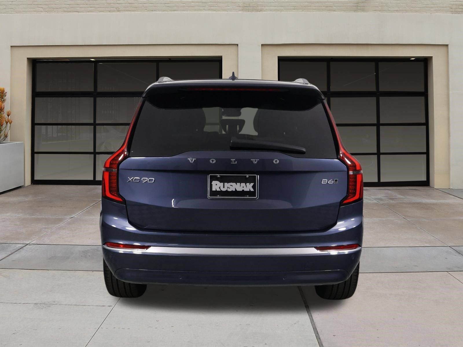 Certified 2026 Volvo XC90 B6 Plus w/ Protection Package AWD/4WD image 5