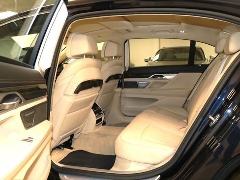 Used 2016 BMW 740i RWD image 14