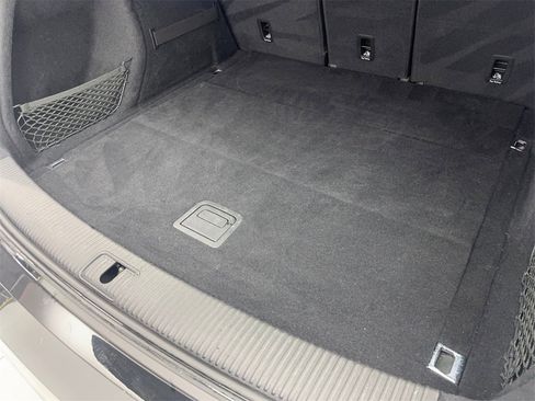 Used 2022 Audi Q5 2.0T Premium w/ Convenience Package image 81