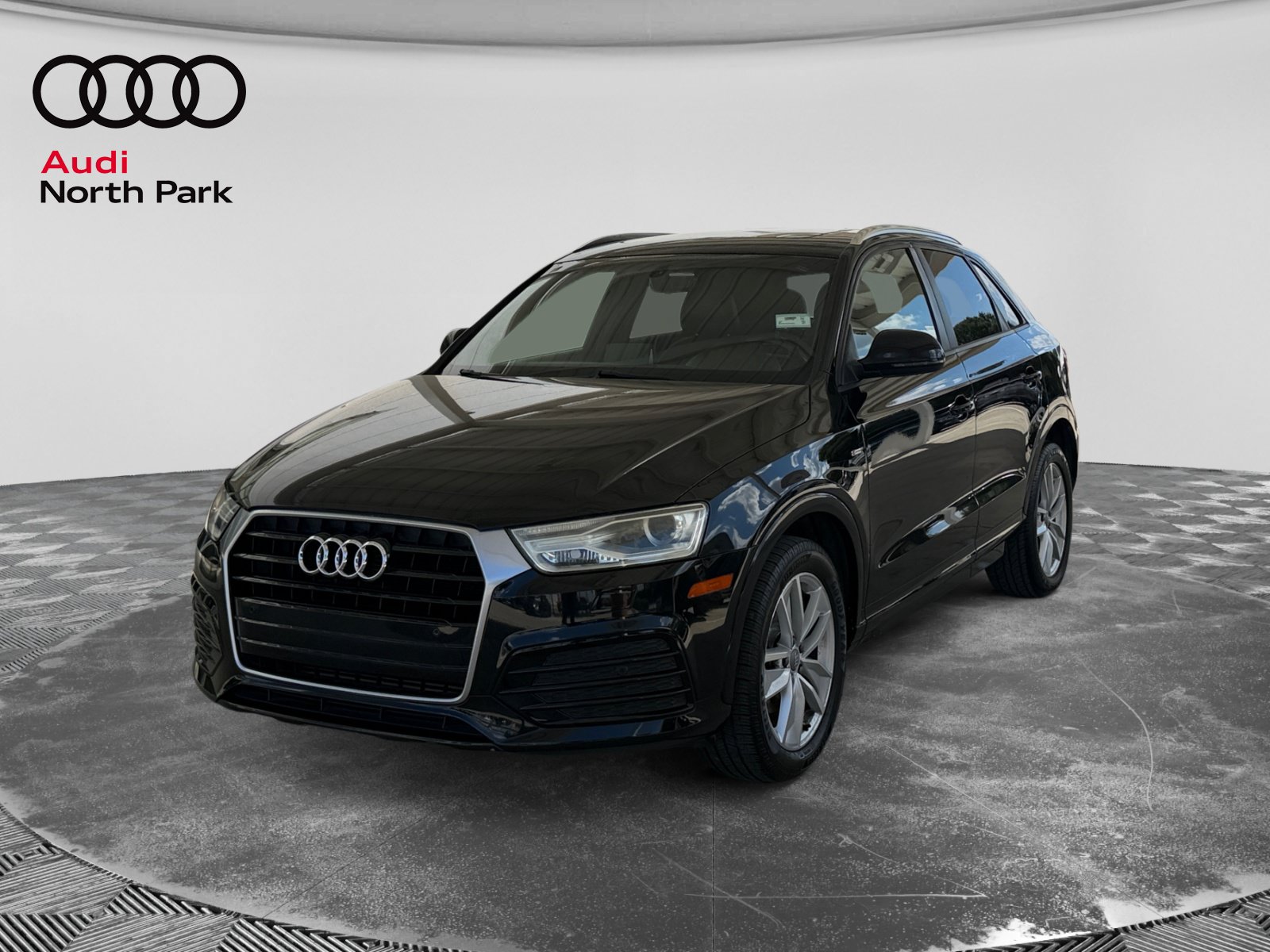 Used 2018 Audi Q3 2.0T Premium FWD image 1