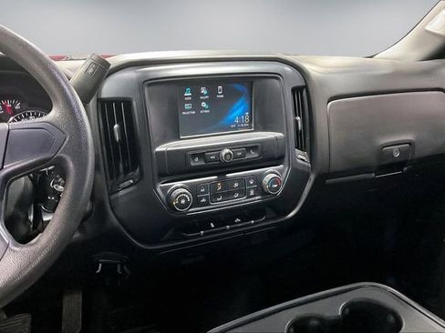 Used 2016 Chevrolet Silverado 1500 Custom w/ Custom Convenience Package AWD/4WD image 11