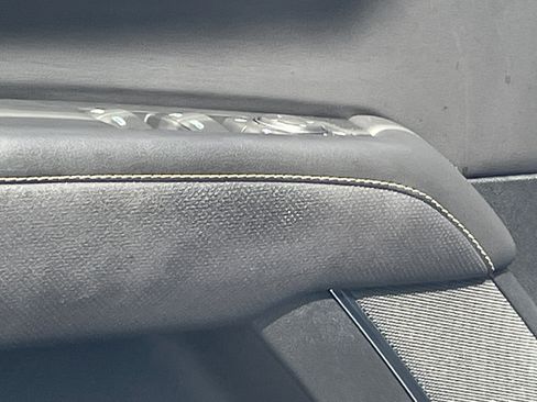 Used 2025 Chevrolet Suburban Premier AWD/4WD image 15