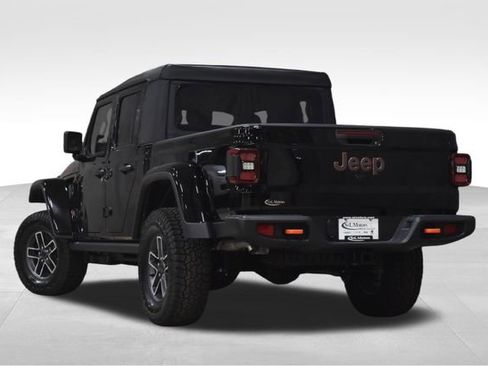 New 2026 Jeep Gladiator Mojave image 2