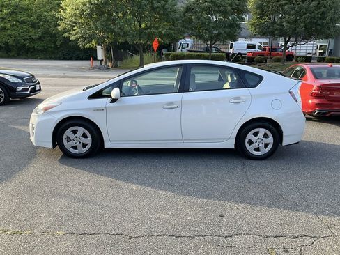 Used 2011 Toyota Prius Two FWD image 7