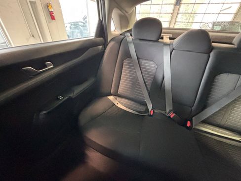 Used 2025 Kia K5 LXS image 39