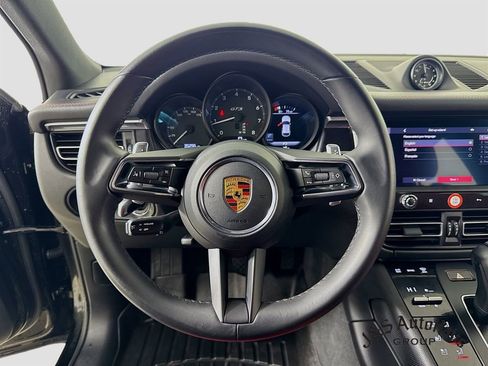 Used 2022 Porsche Macan GTS image 12