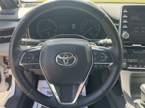 Used 2019 Toyota Avalon XSE w/ Carpet Mat Package FWD image 26